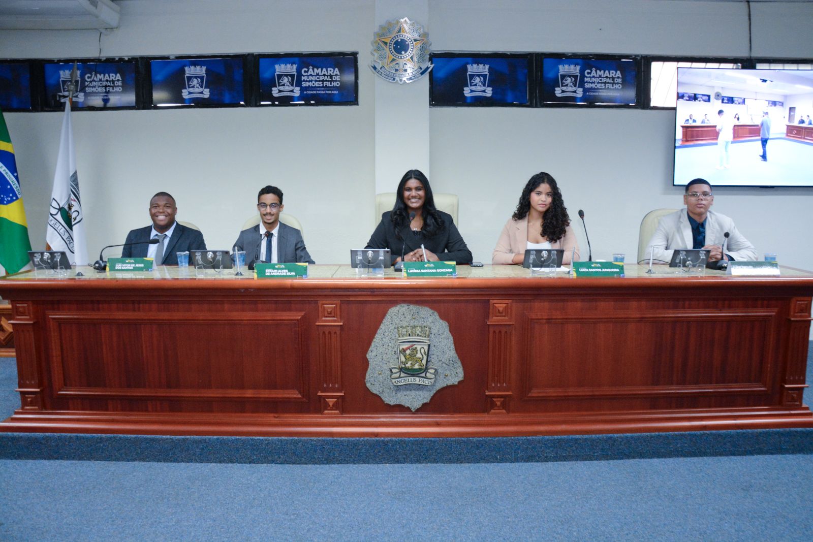 Parlamento Jovem realiza 1ª Sessão Ordinária e debate projetos sobre saúde, educação e infância em Simões Filho